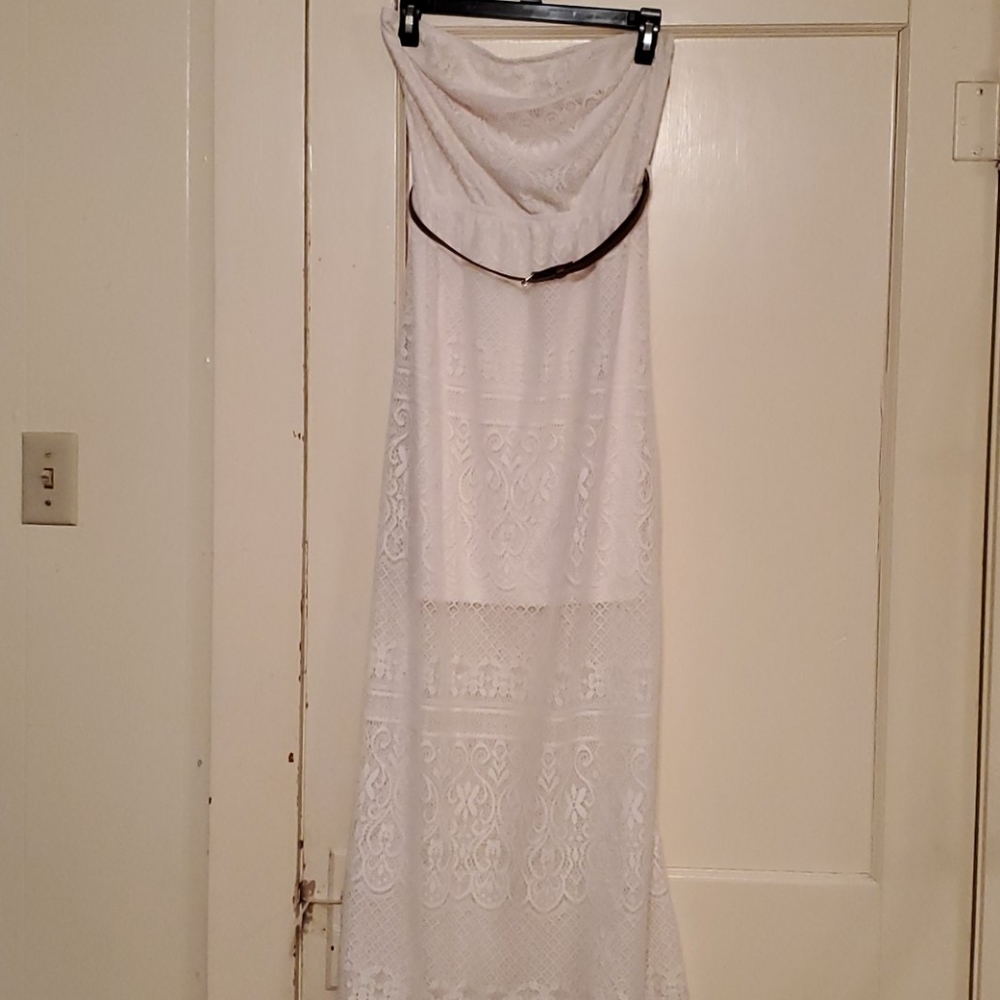 Lace dress